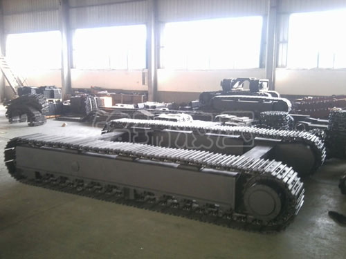 煤礦破碎機用的移動式履帶底盤MRKA