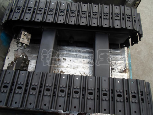 鉆機類用履帶底盤