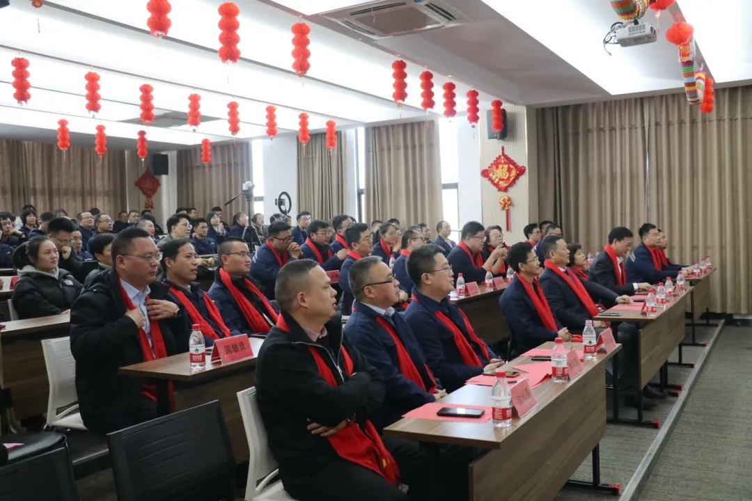 聚勢(shì)謀遠(yuǎn)，飛躍前行 ------隆源股份2023年度精益改善成果發(fā)表會(huì)暨優(yōu)秀員工年度表彰大會(huì)(圖2)